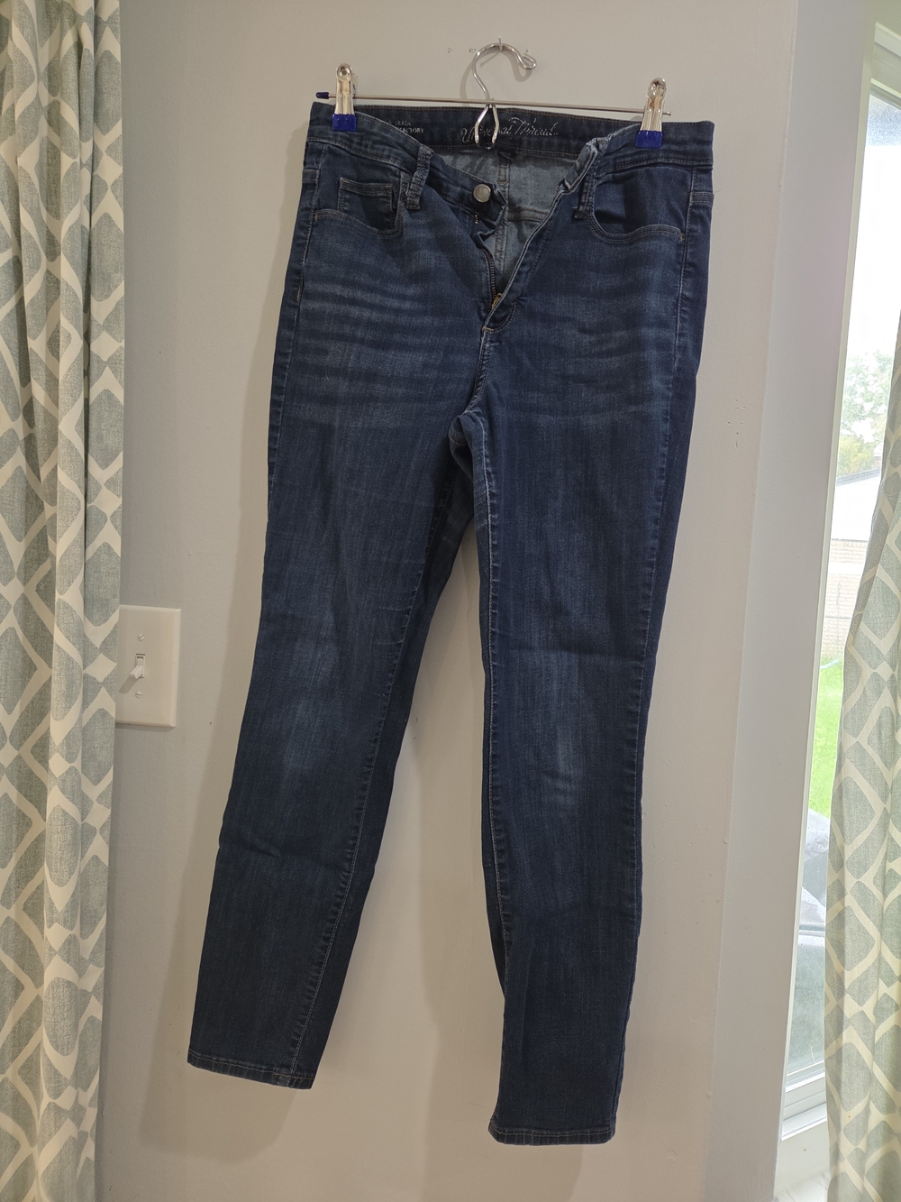 Universal Thread Dark Indigo Skinny Jeans